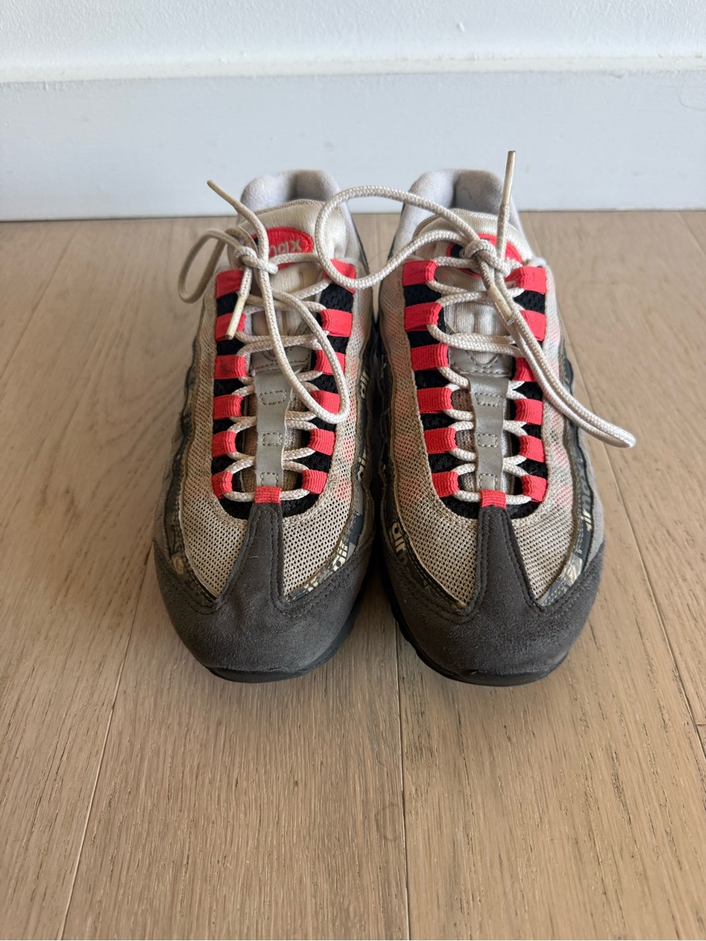 Nike Airmax 95 Atmos ‘we love Nike’ Grey and Crimson 5.5/womens 7.5